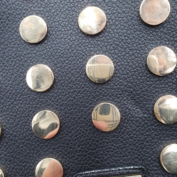 Victoria's Secret Chain Strap Shoulder Bag Gold Studded Black Faux Leather Flap - Picture 11 of 14